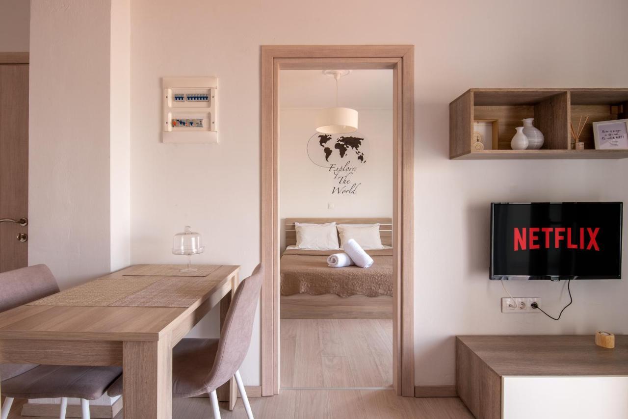 Minimalist Apartments W/ View Szaloniki Kültér fotó