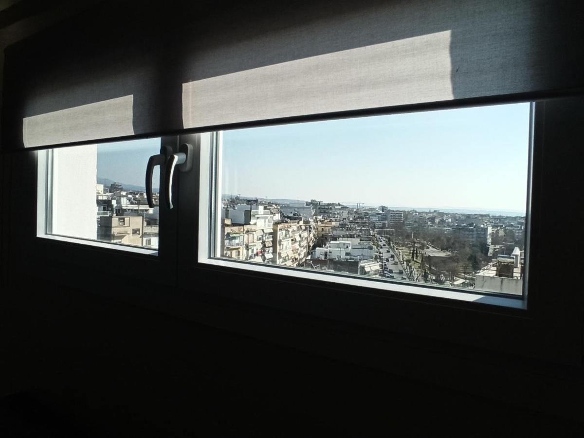 Minimalist Apartments W/ View Szaloniki Kültér fotó